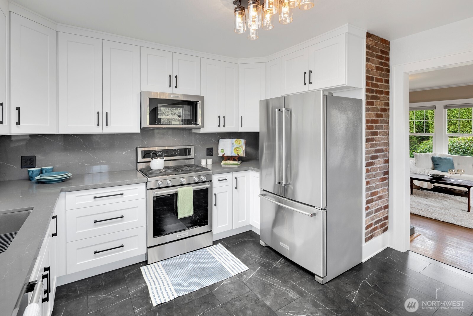 527 N 101st Street