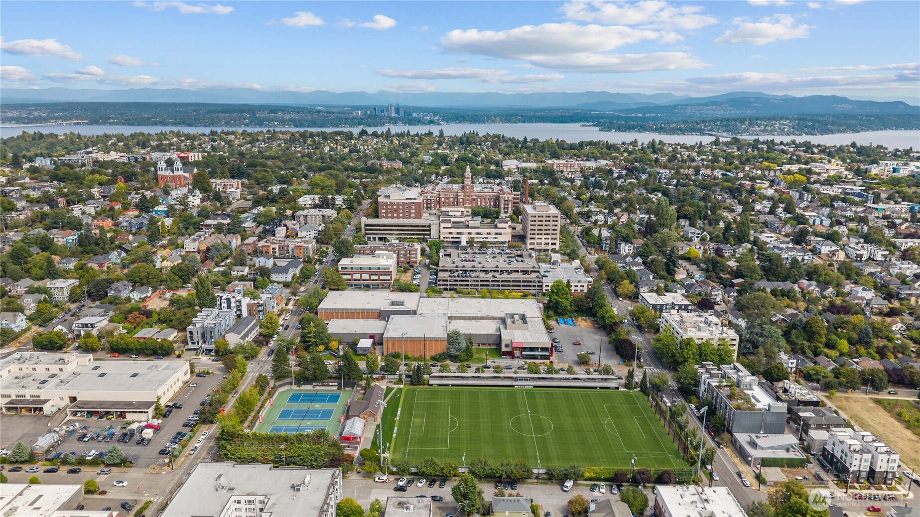 905 Cherry Street Unit: 701