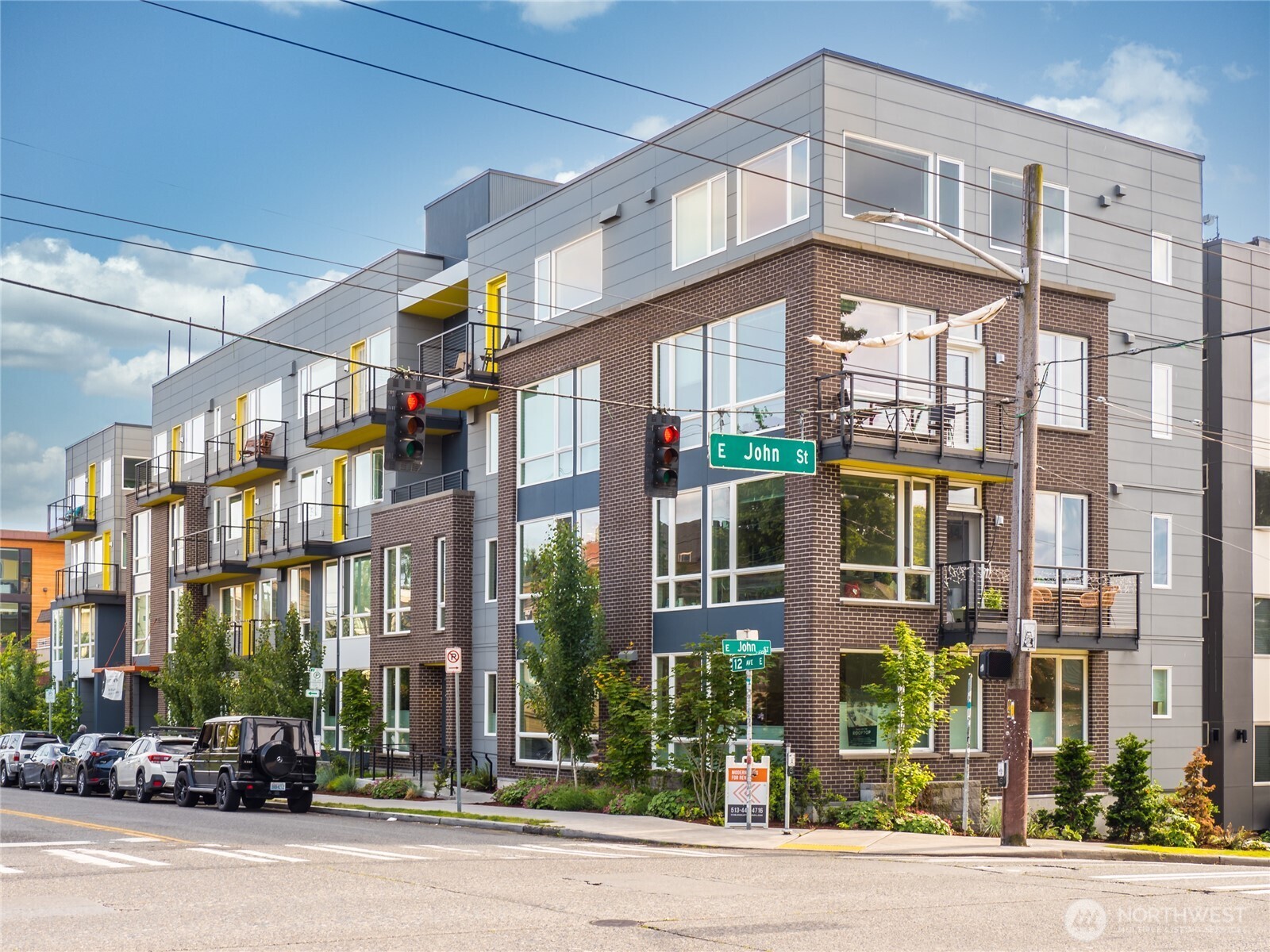 121 12th Avenue E Unit: 506