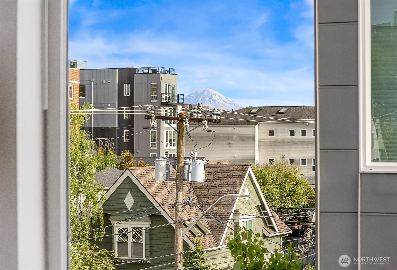 121 12th Avenue E Unit: 506