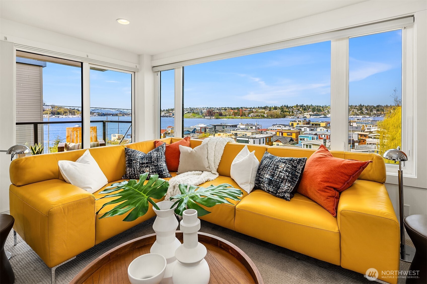 2301 Fairview Avenue E Unit: 301