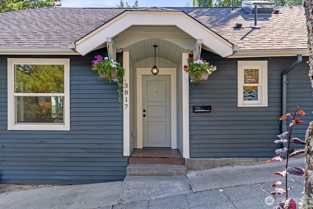 3817 SW Dakota Street