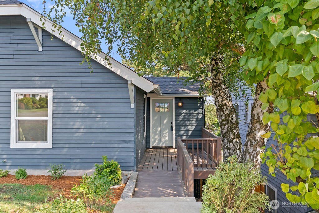 3817 SW Dakota Street