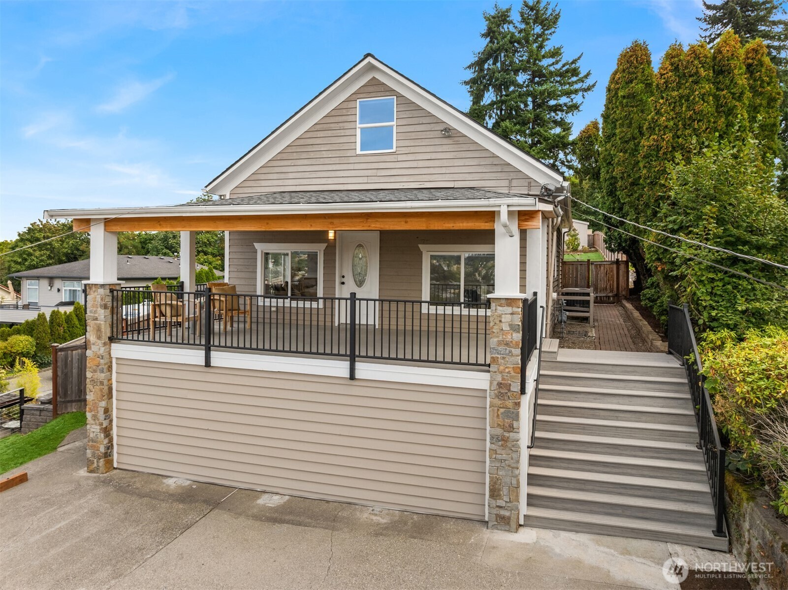 412 Renton Avenue S