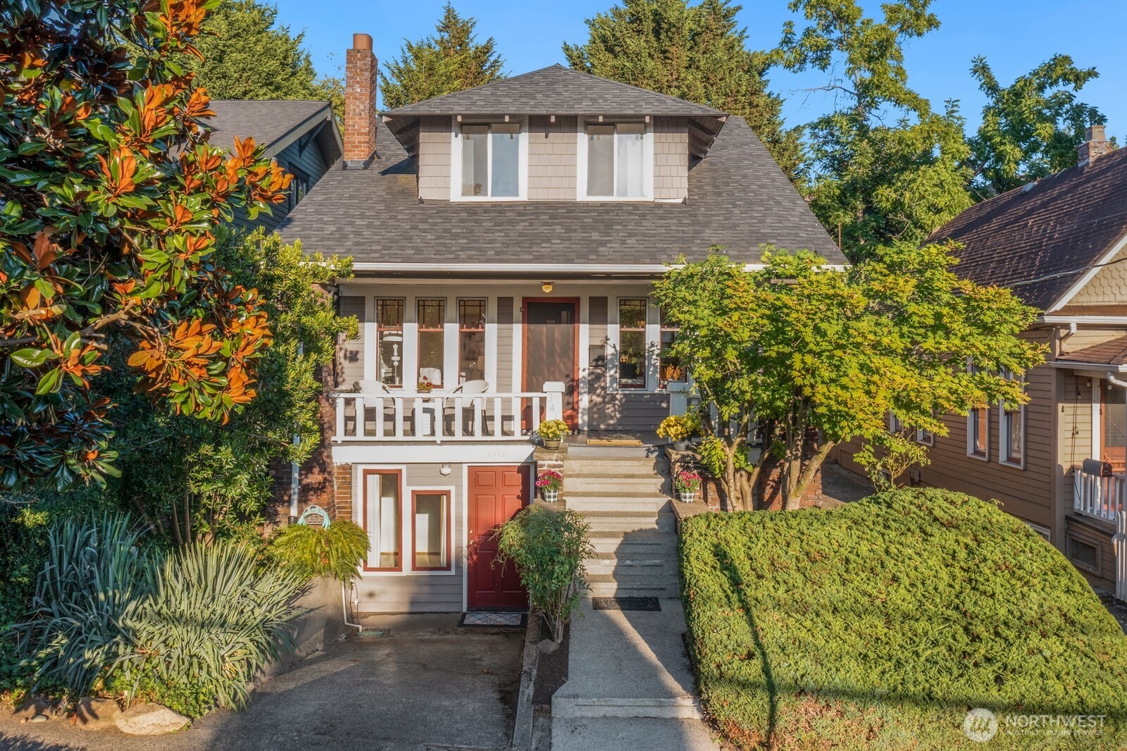 3418 Densmore Avenue N