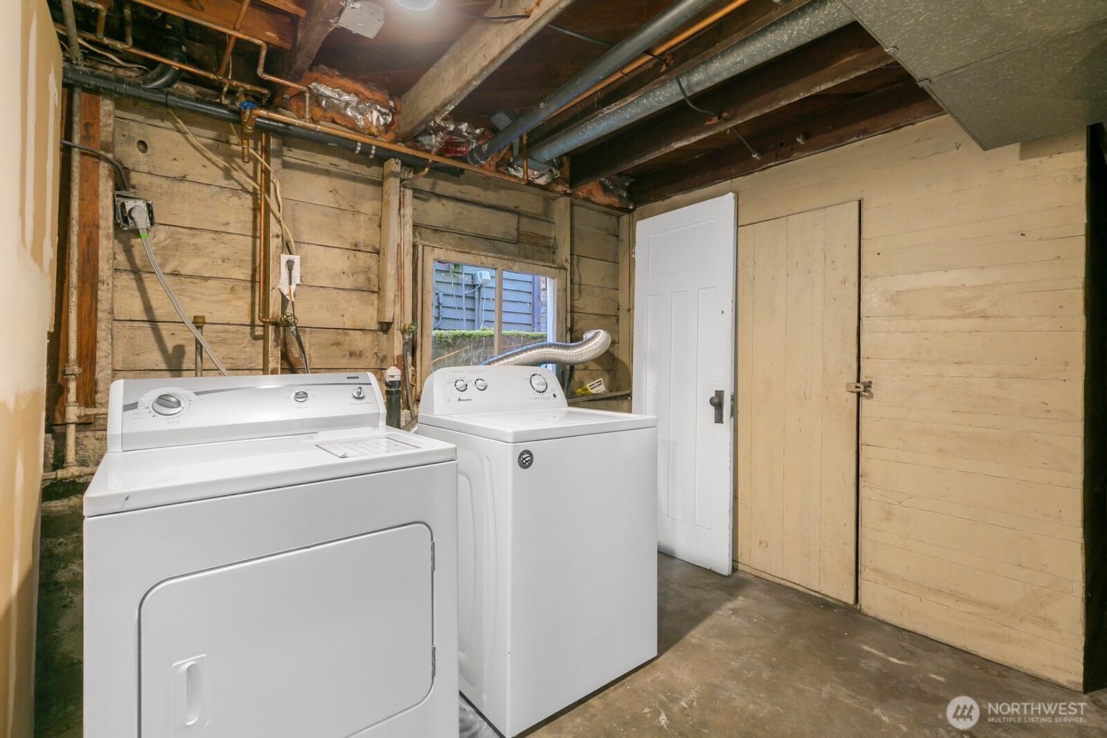 3418 Densmore Avenue N