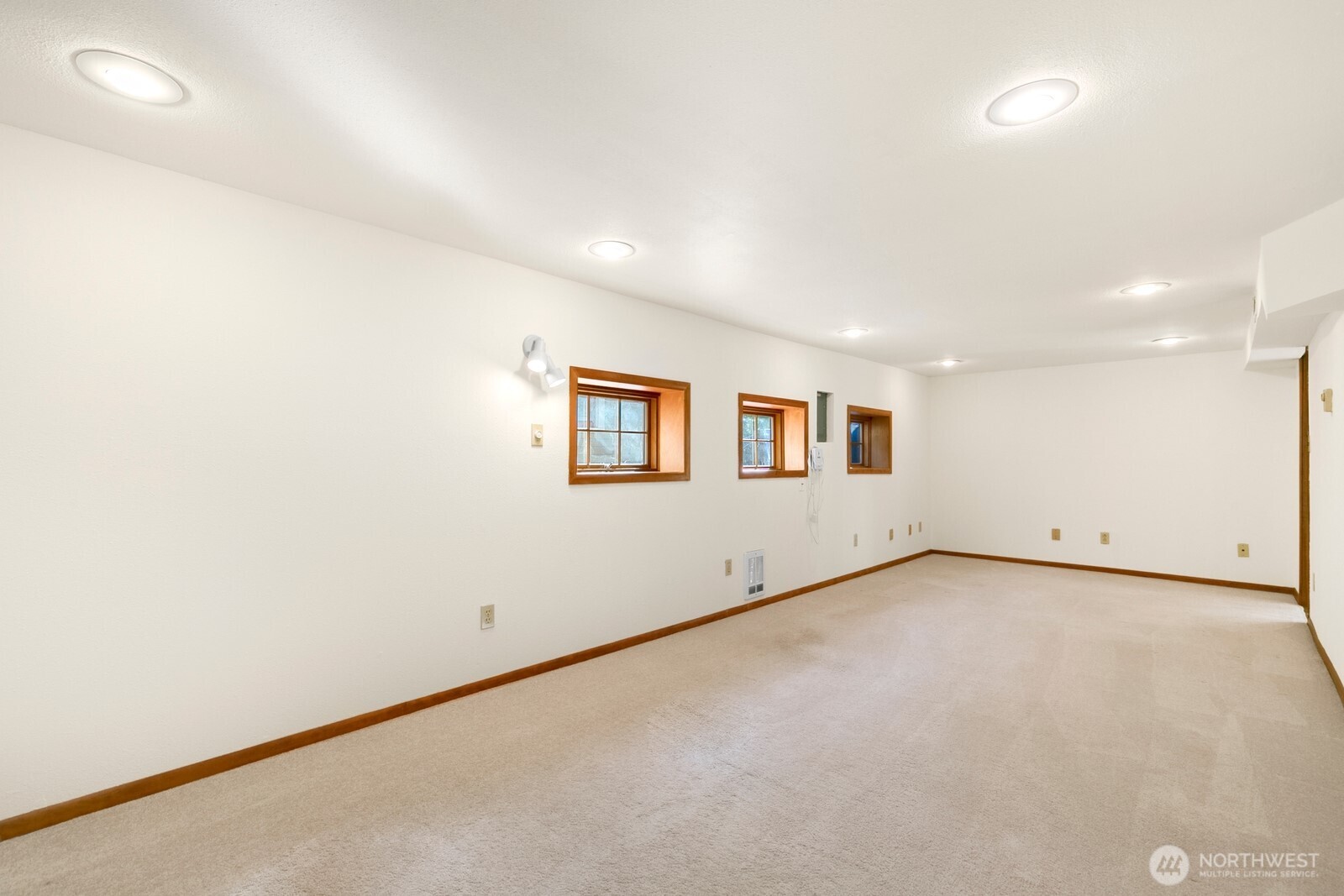 3418 Densmore Avenue N