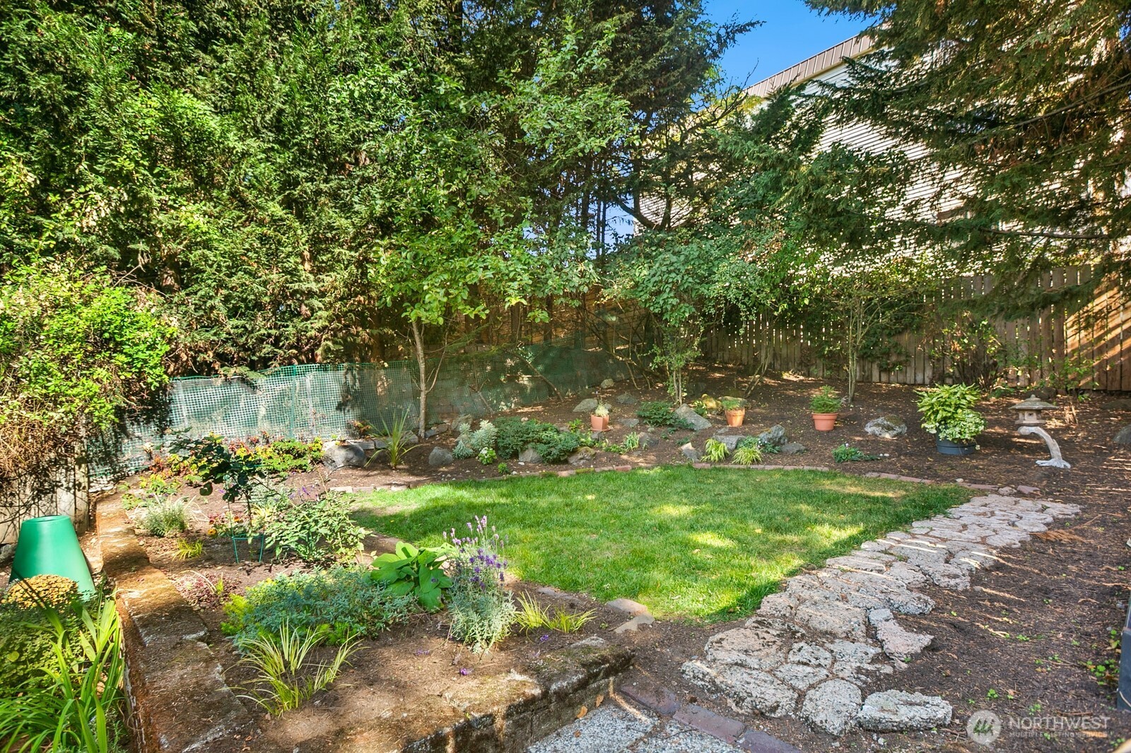 3418 Densmore Avenue N