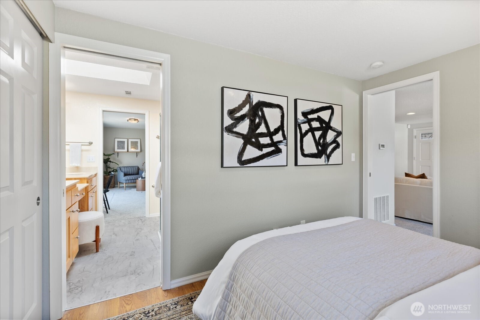 215 6th Avenue S