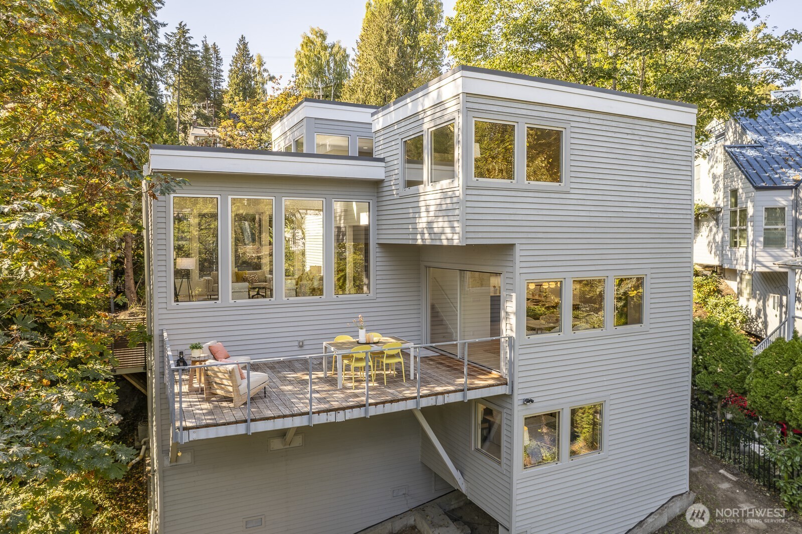 1516 Madrona Drive