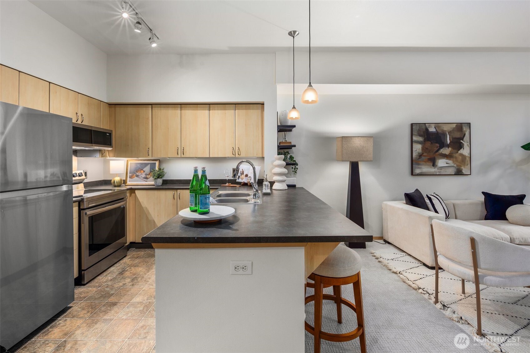 812 5th Avenue N Unit: 105