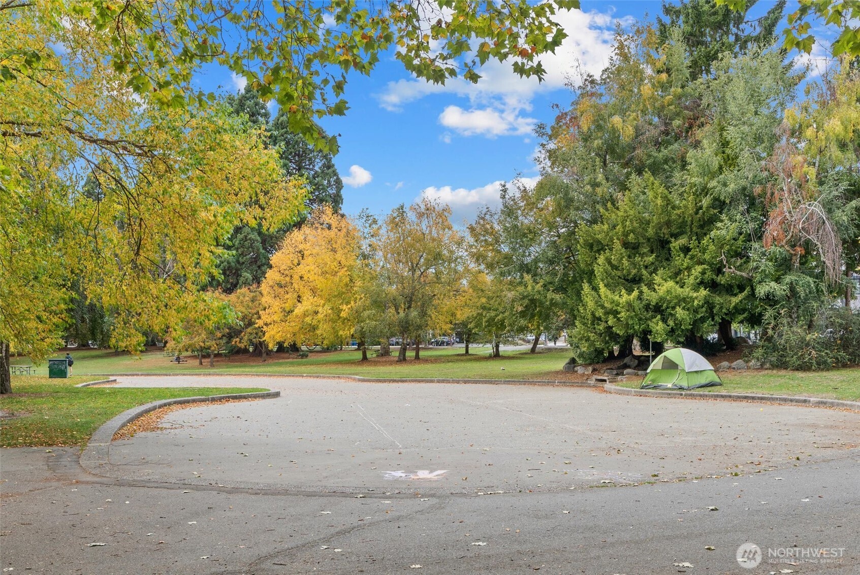 7850 E Green Lake Drive N Unit: 204