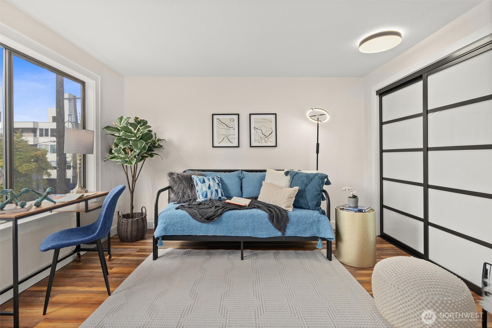 7850 E Green Lake Drive N Unit: 204