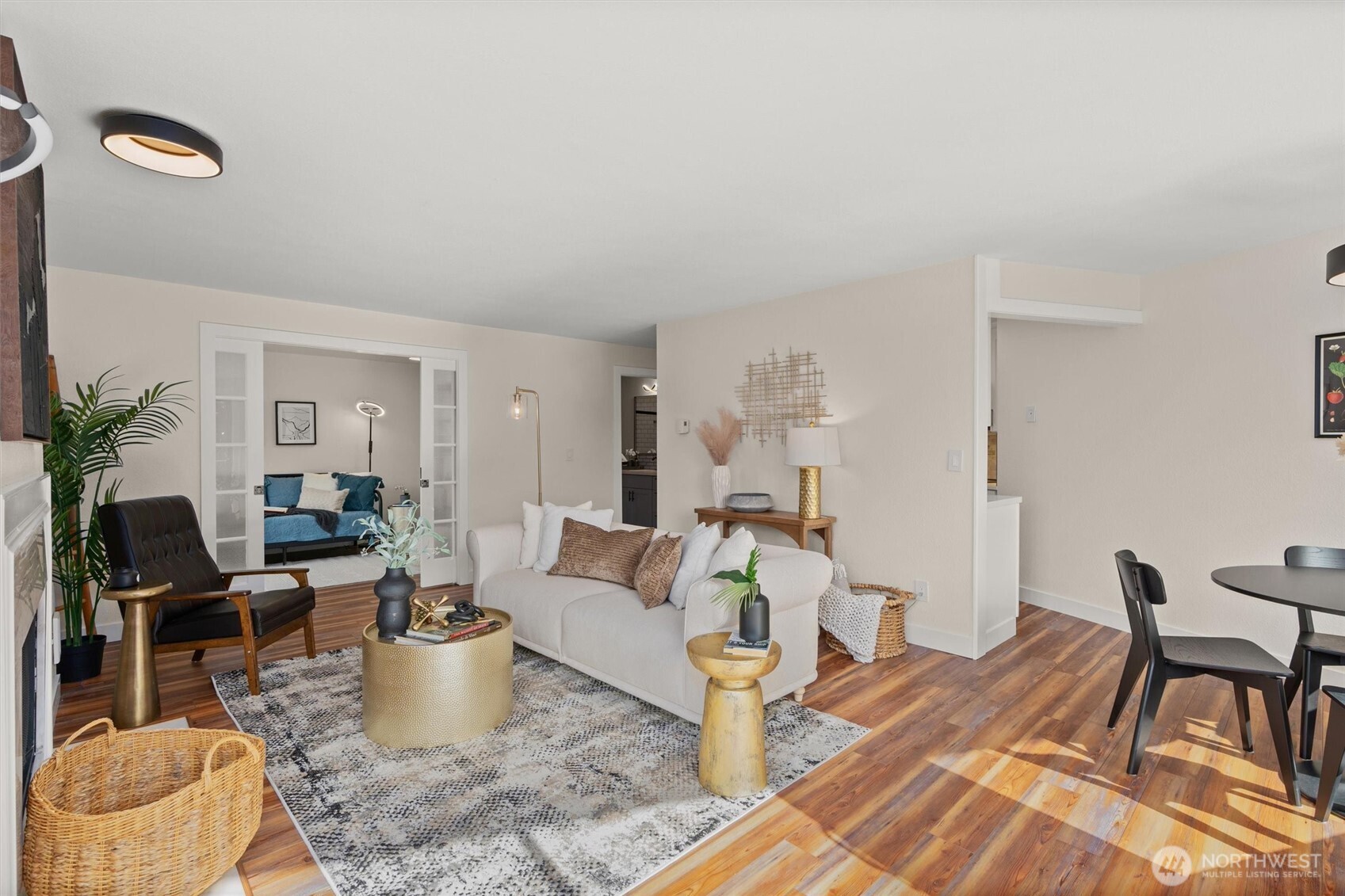 7850 E Green Lake Drive N Unit: 204