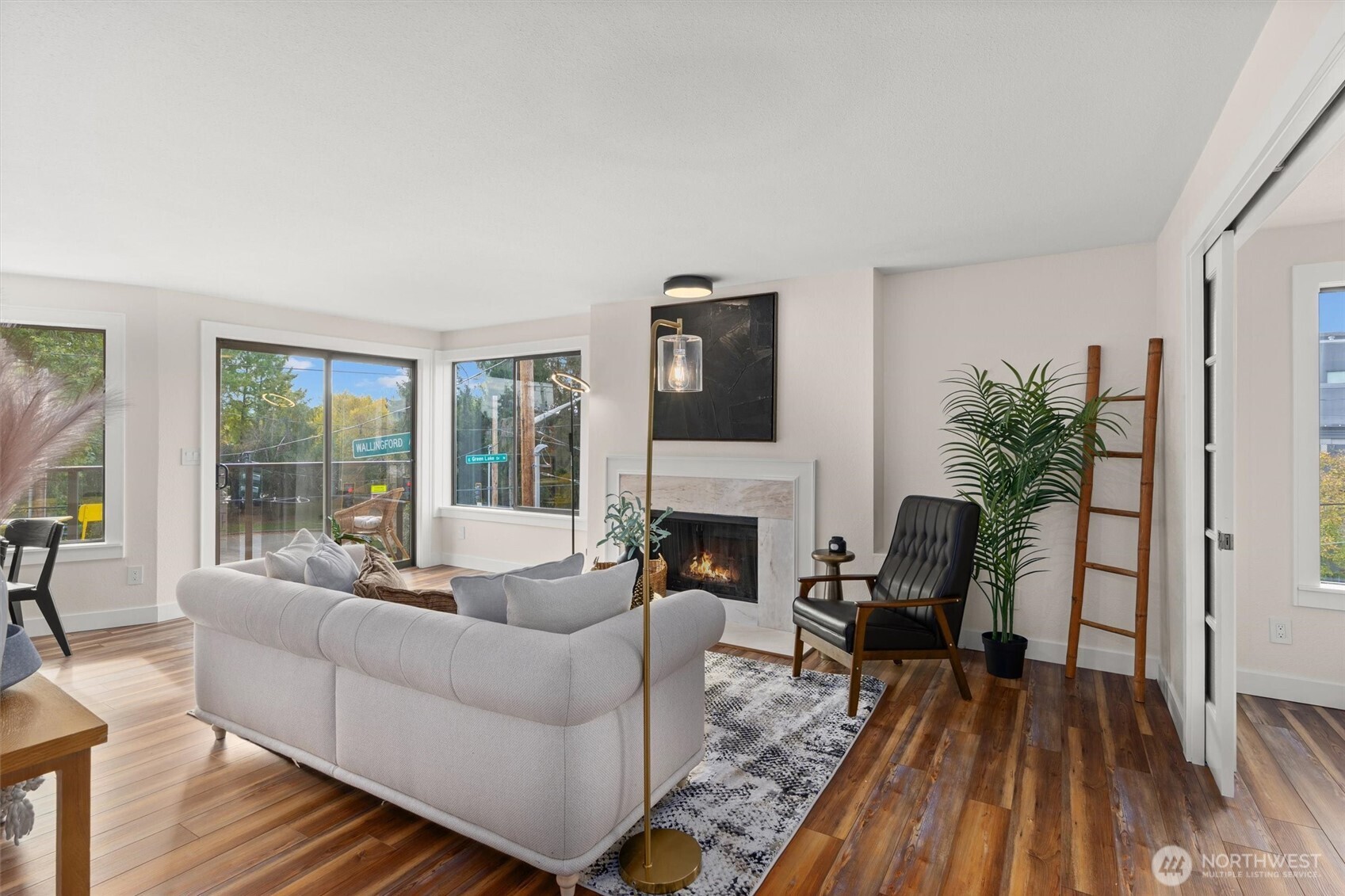 7850 E Green Lake Drive N Unit: 204