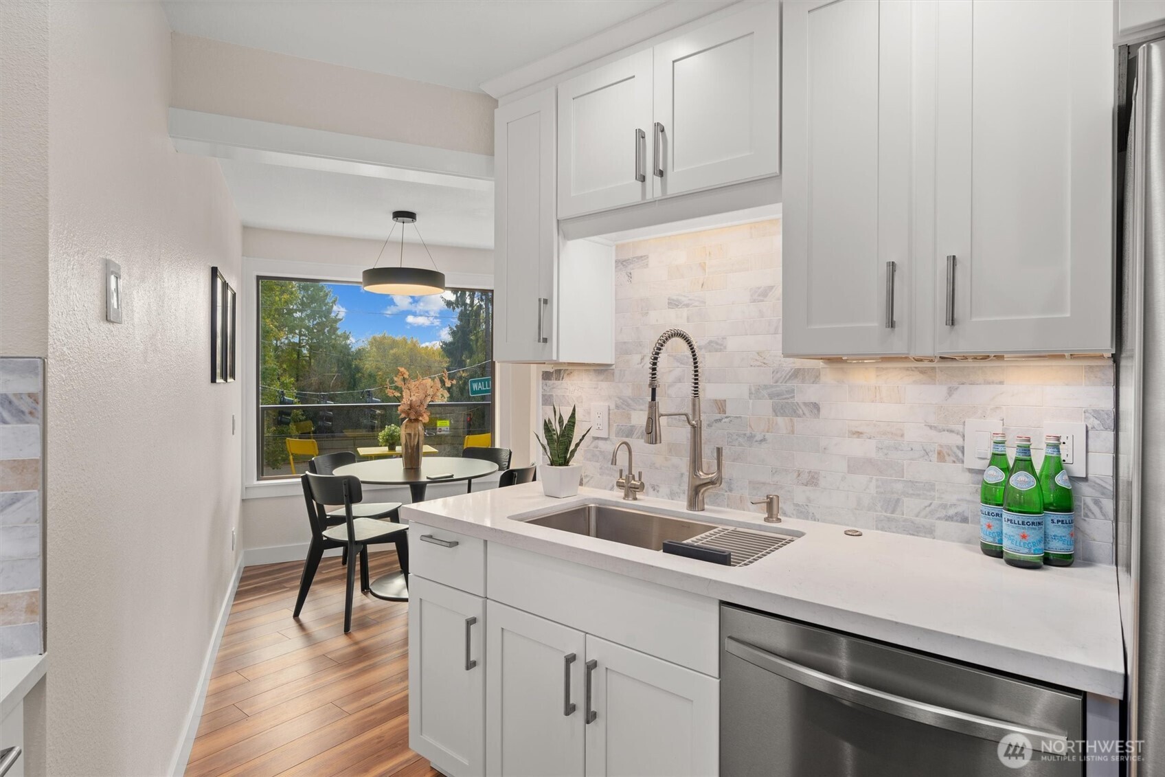 7850 E Green Lake Drive N Unit: 204