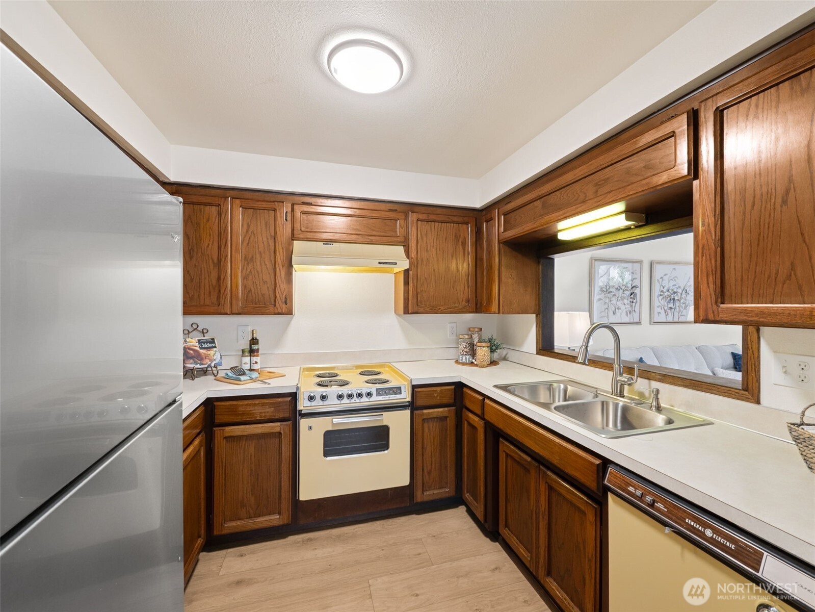 1913 M Street NE Unit: 1913