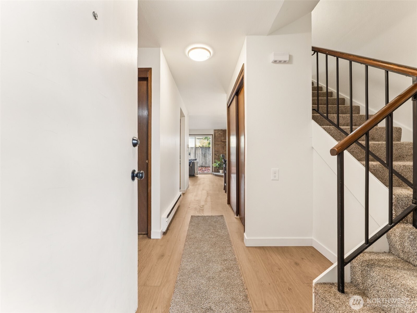 1913 M Street NE Unit: 1913