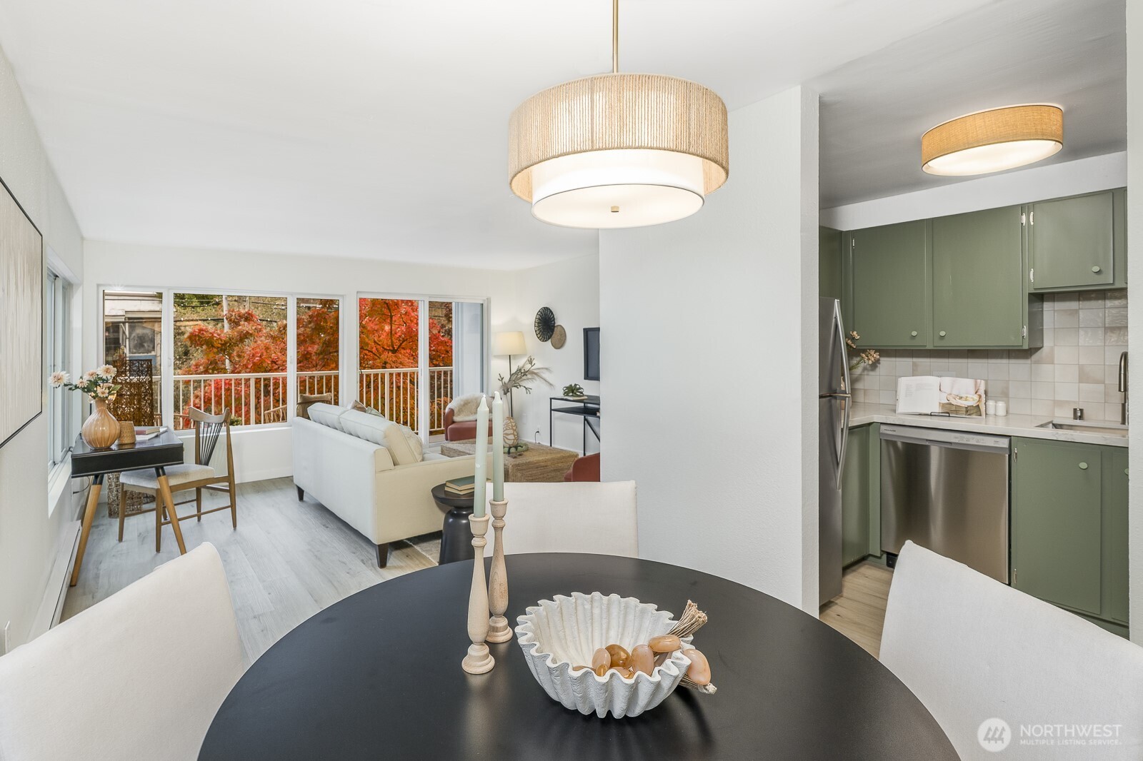 308 Summit Avenue E Unit: 303