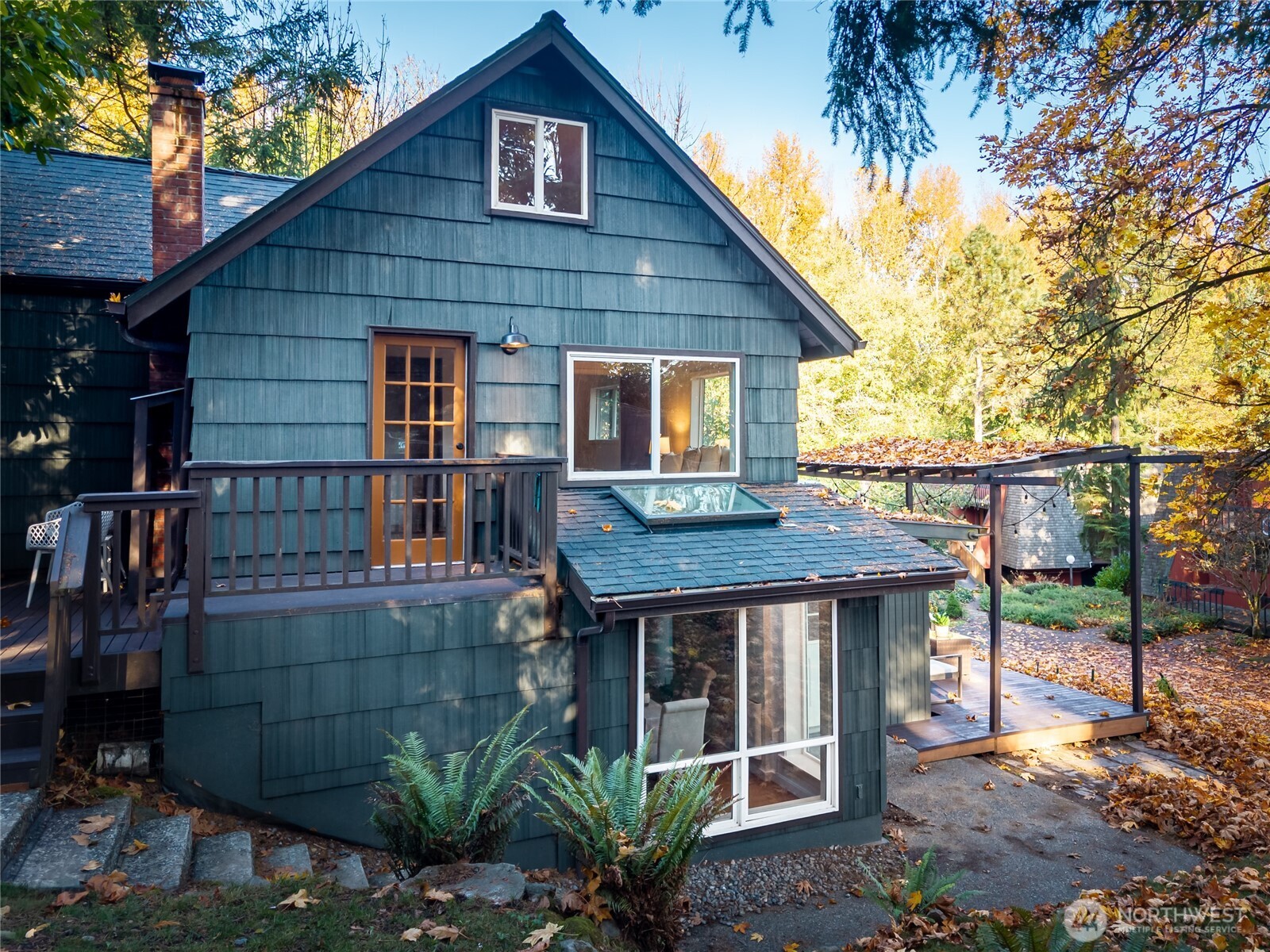 10746 Densmore Avenue N