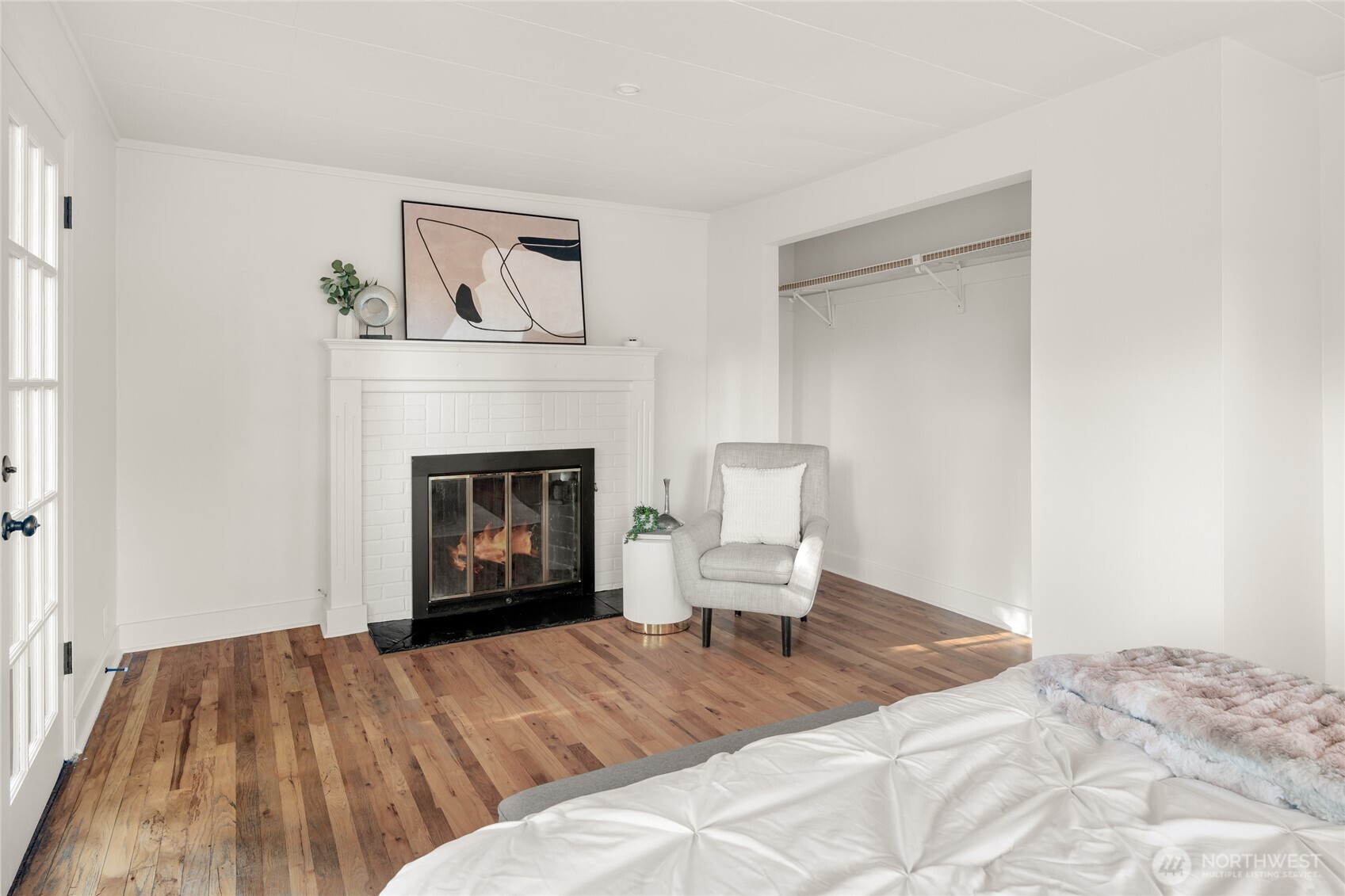 10746 Densmore Avenue N