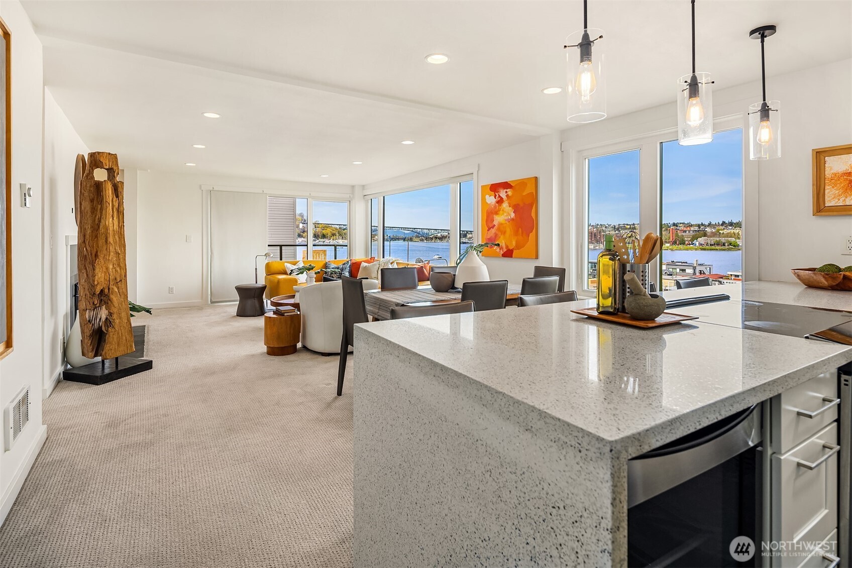 2301 Fairview Avenue E Unit: 301