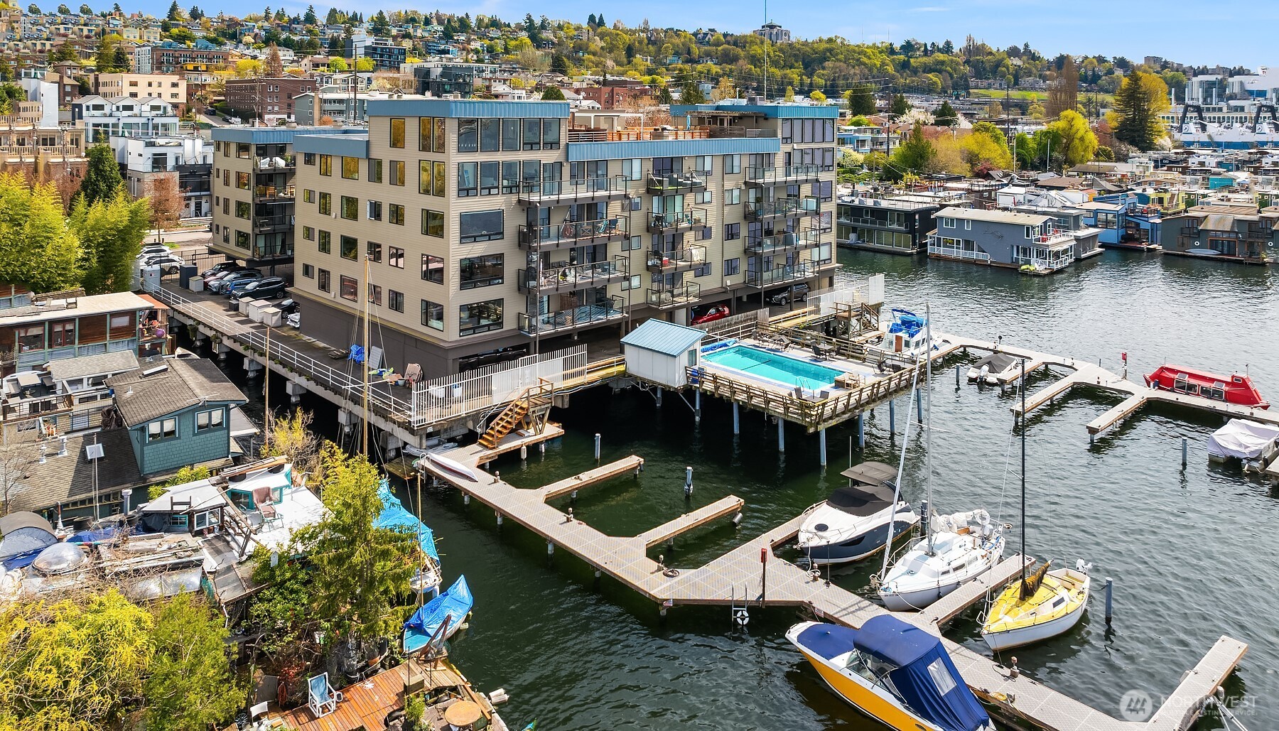 2301 Fairview Avenue E Unit: 301