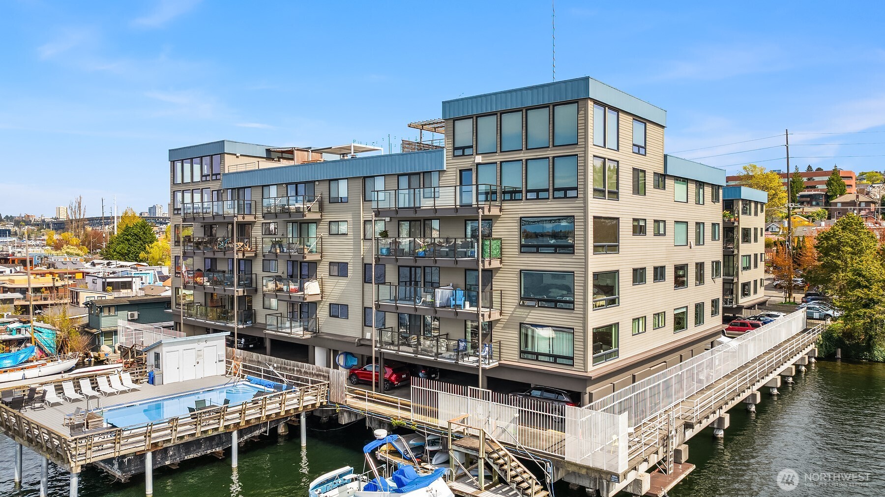 2301 Fairview Avenue E Unit: 301