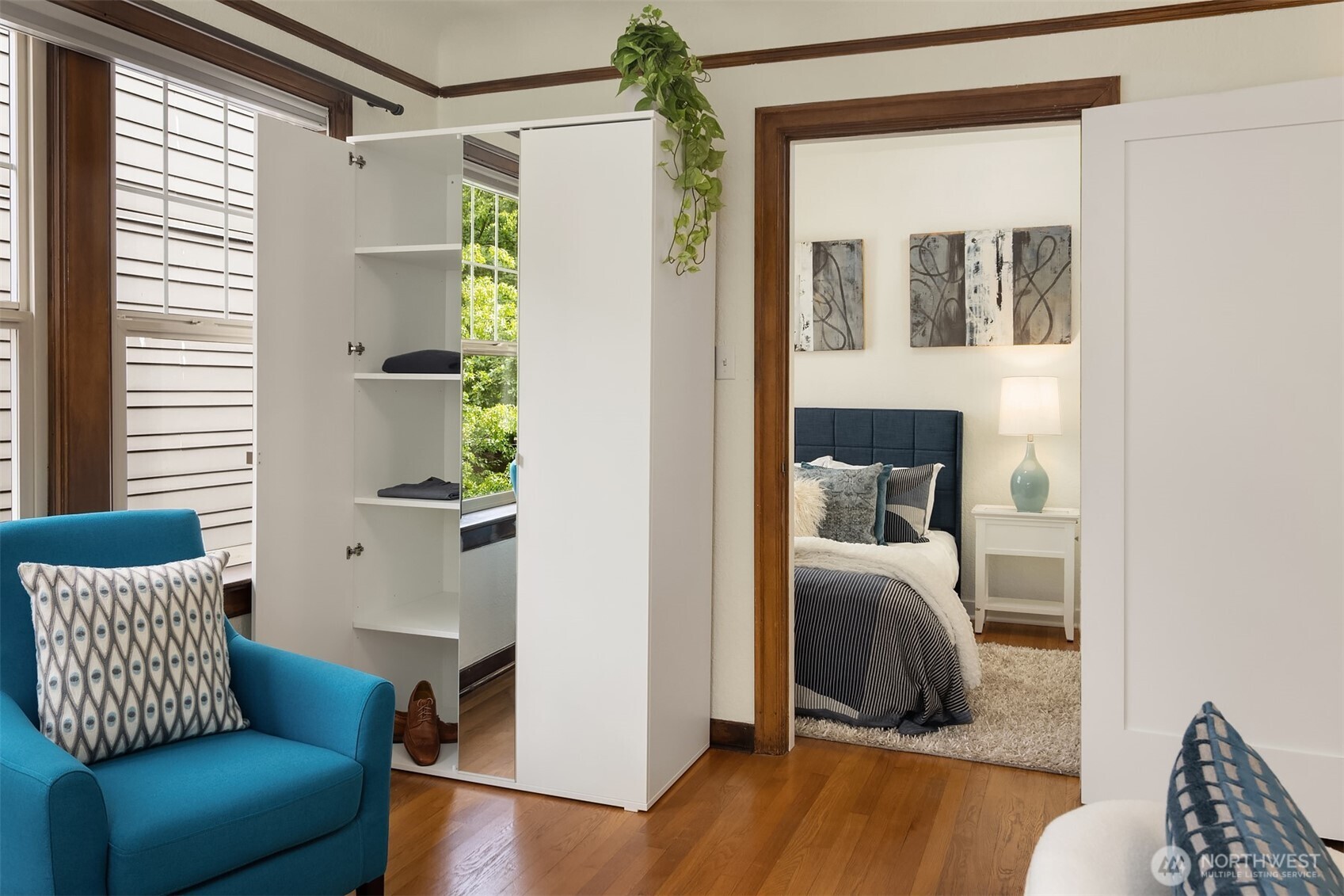 124 Warren Avenue N Unit: 302