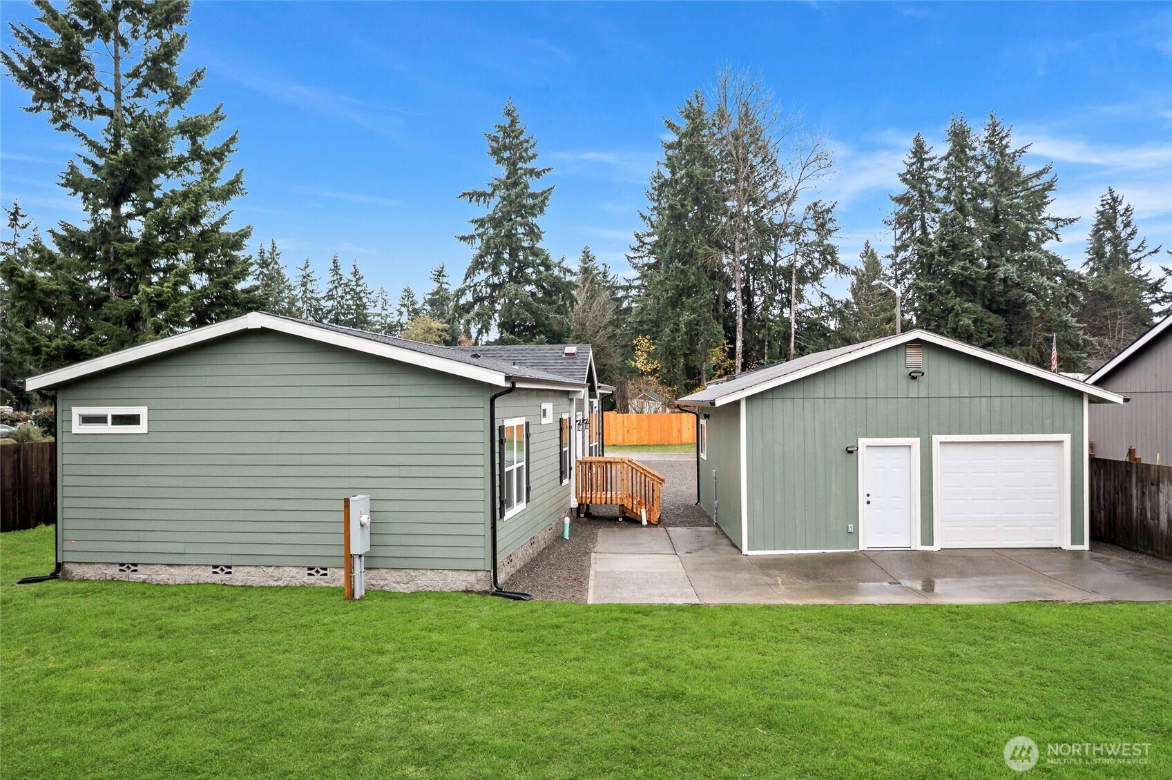 11802 199th Avenue E