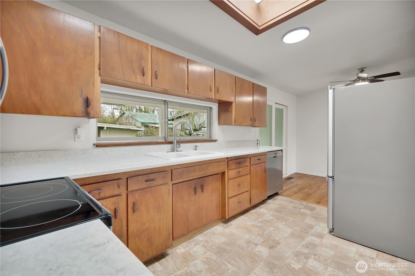 1361 S 279th Street