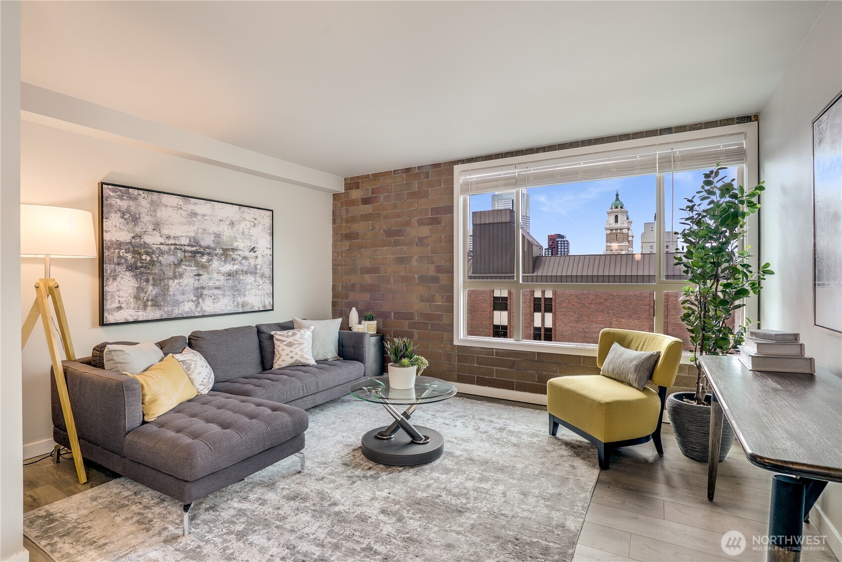 905 Cherry Street Unit: 701