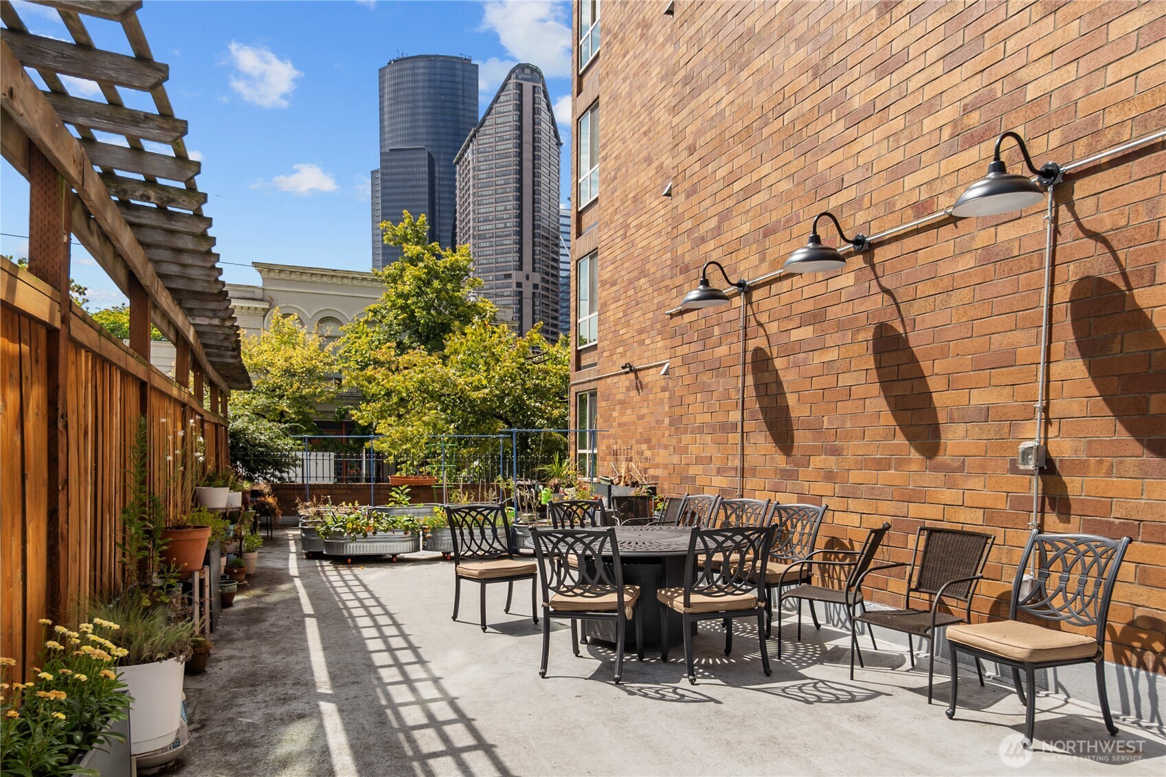 905 Cherry Street Unit: 701