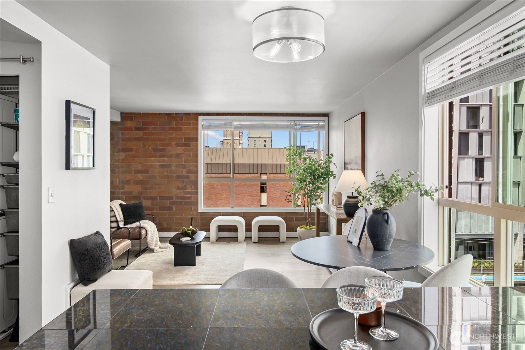 905 Cherry Street Unit: 701