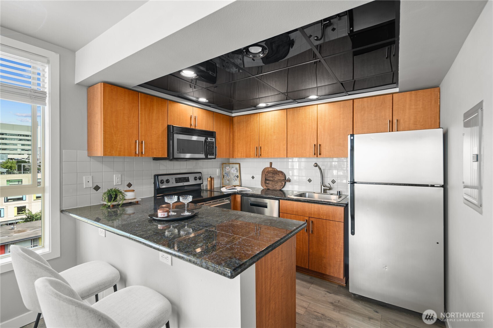 905 Cherry Street Unit: 701