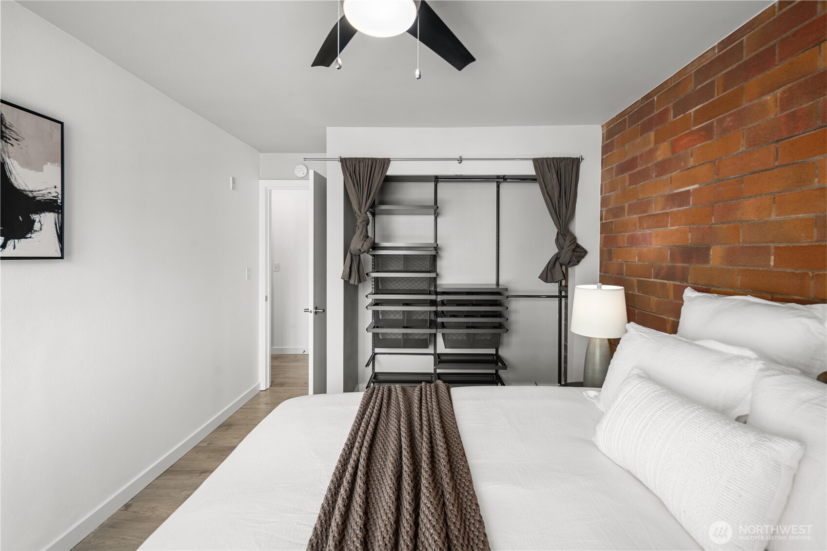 905 Cherry Street Unit: 701