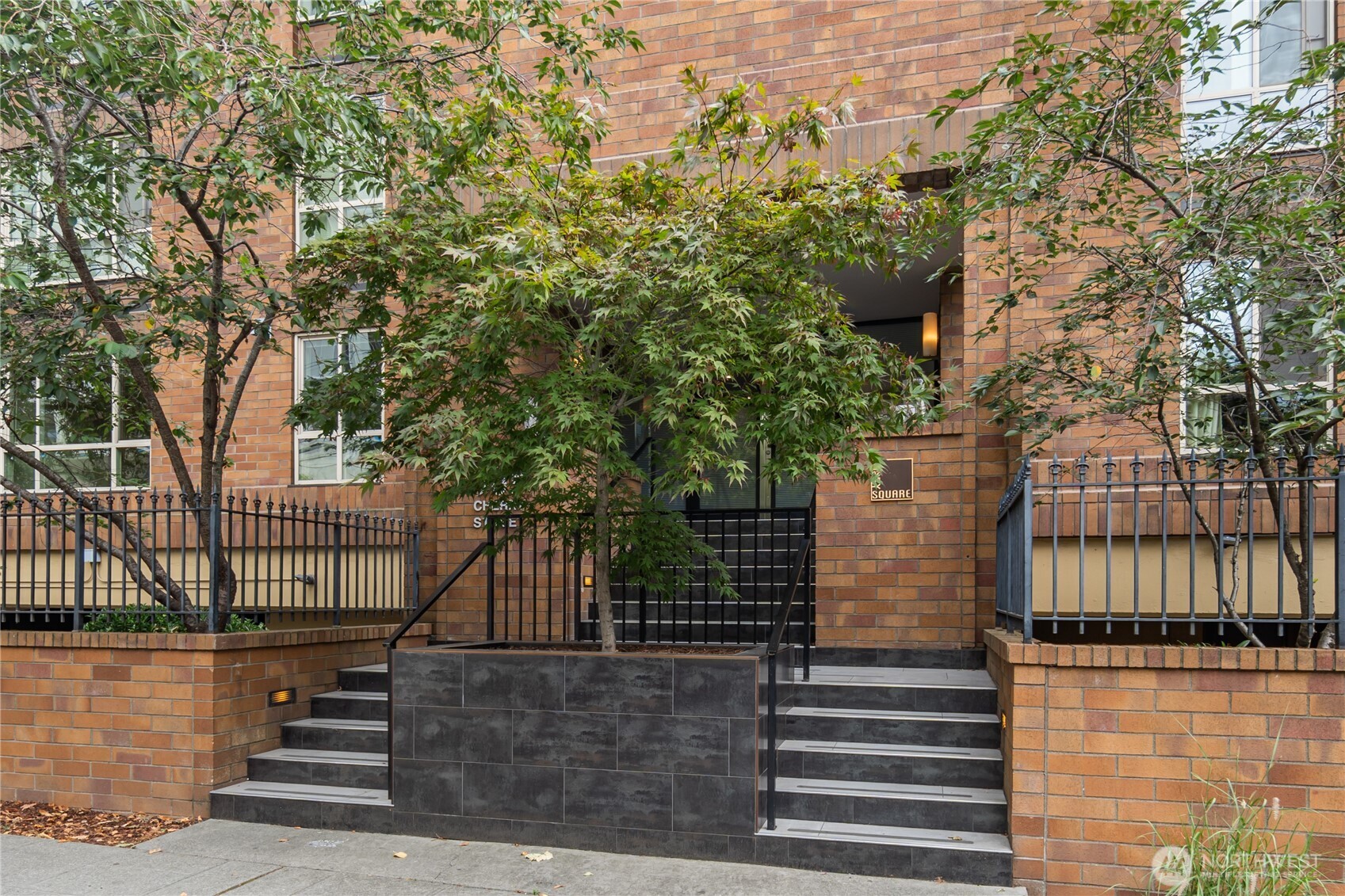 905 Cherry Street Unit: 701