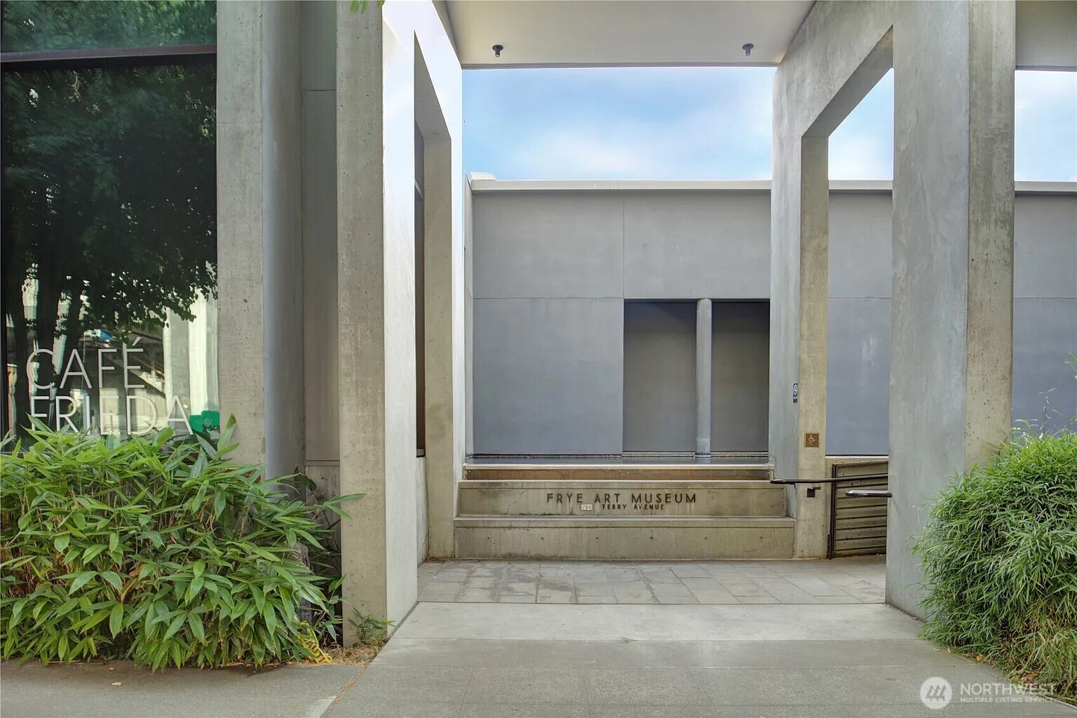 905 Cherry Street Unit: 701