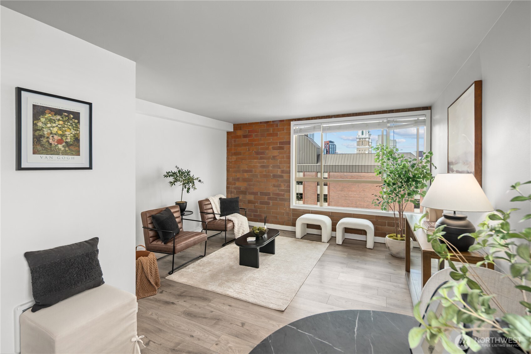 905 Cherry Street Unit: 701