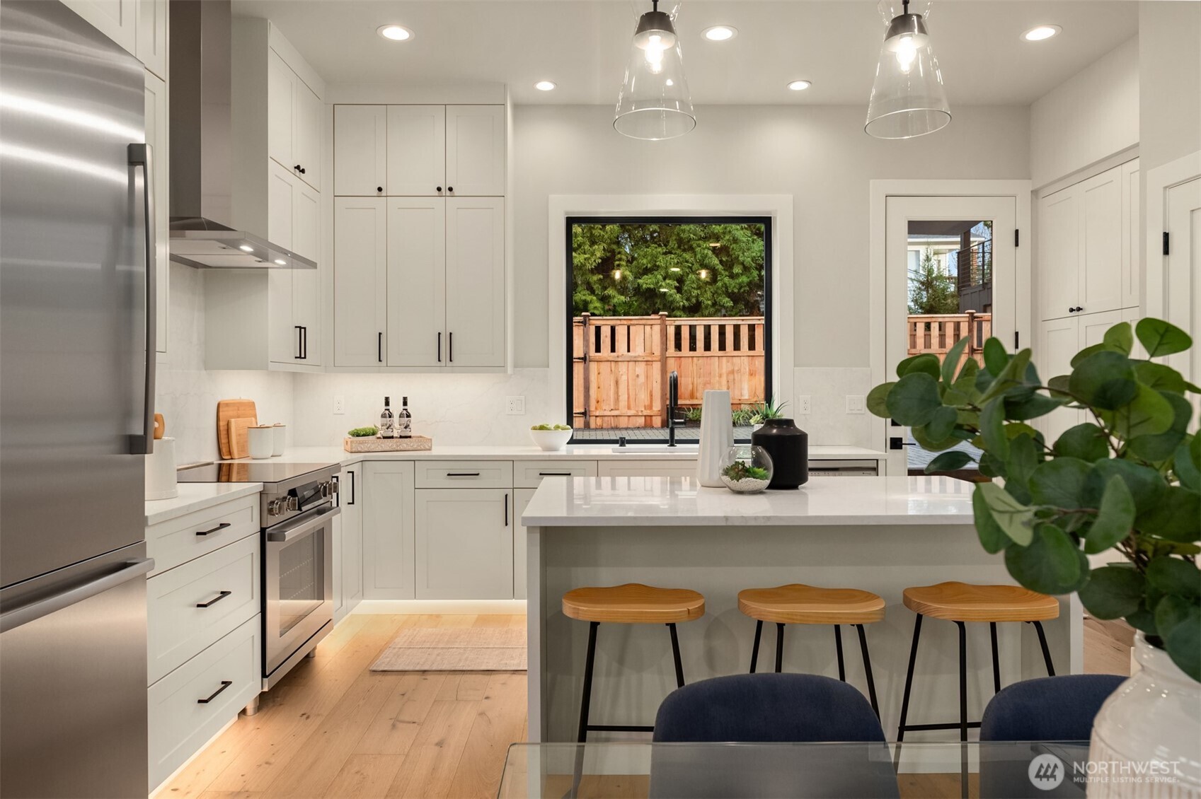 10805 NE 60th Street