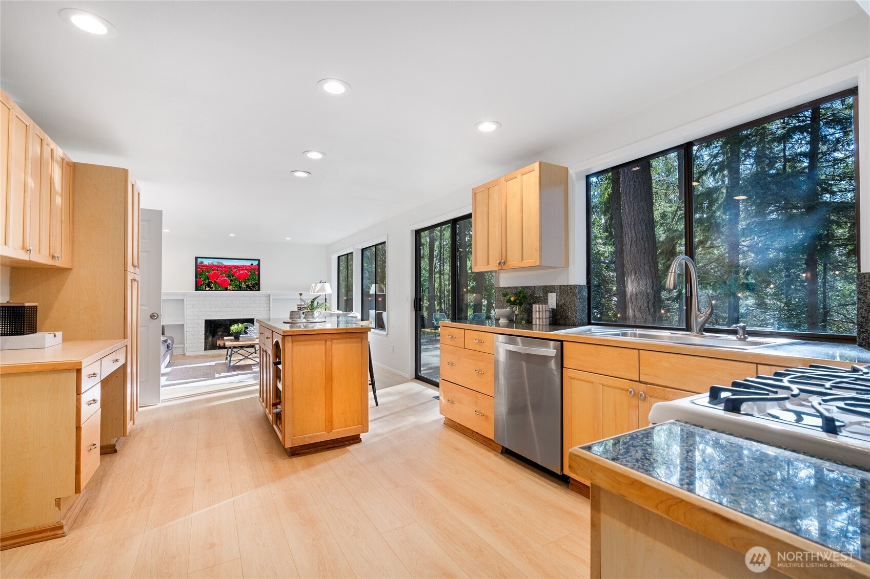 22013 SE 33rd Street
