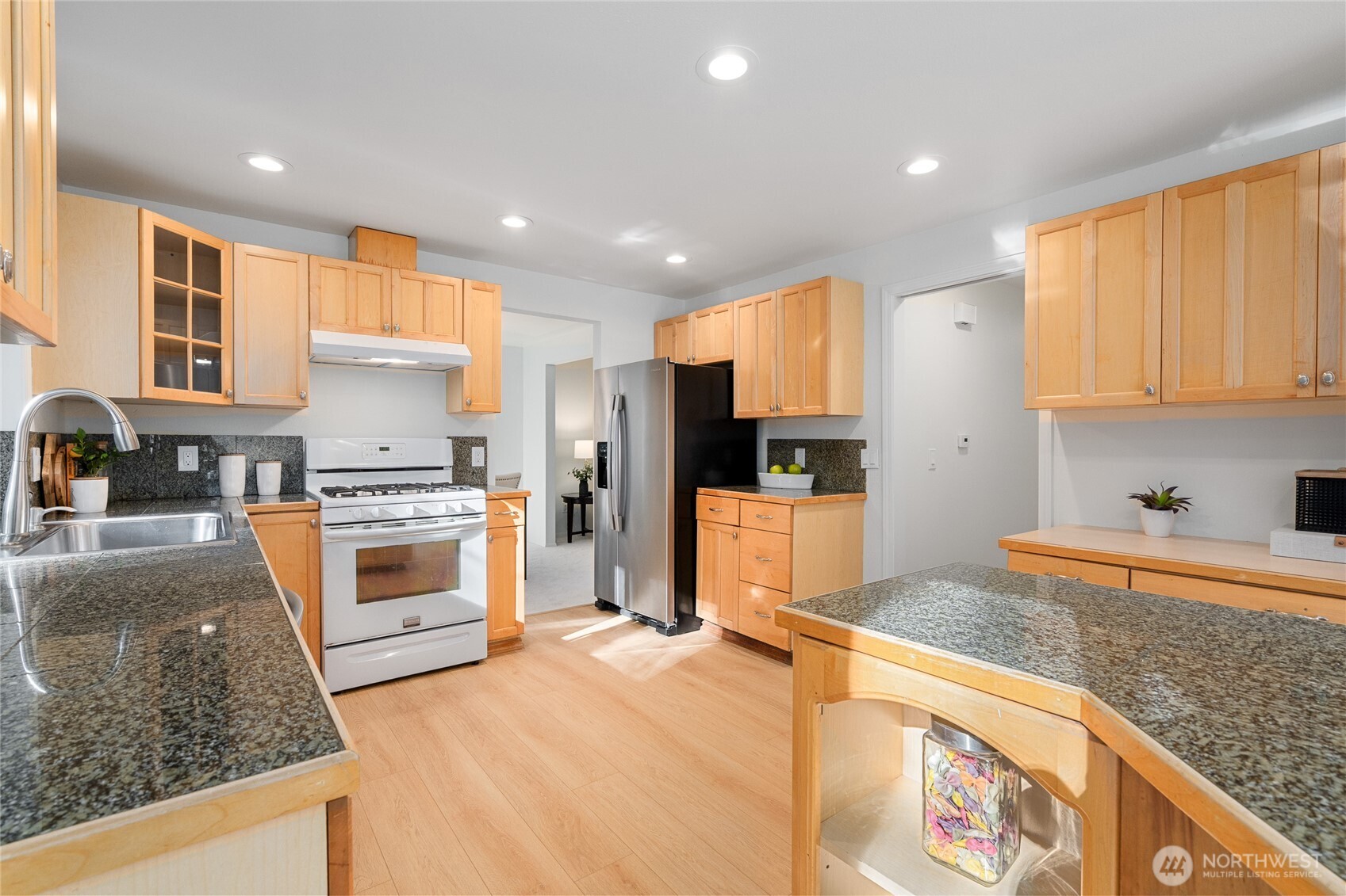 22013 SE 33rd Street
