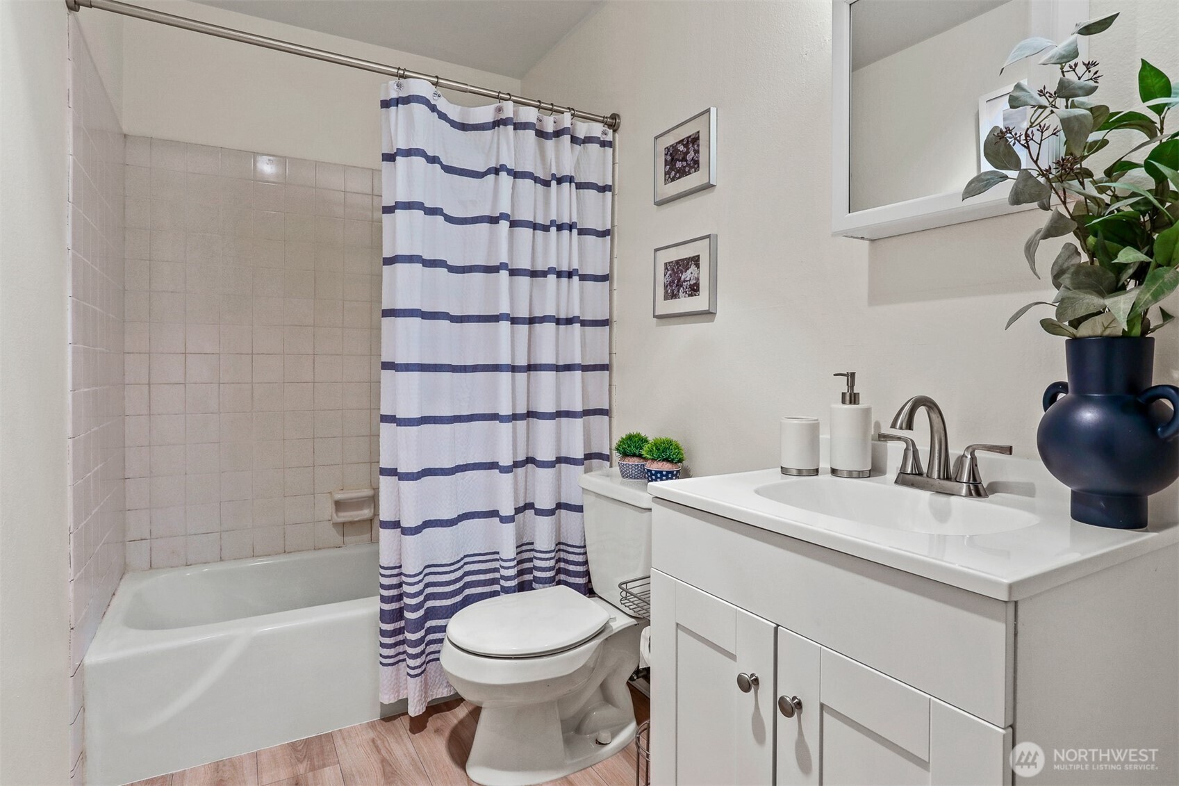 5630 200th Street SW Unit: B119