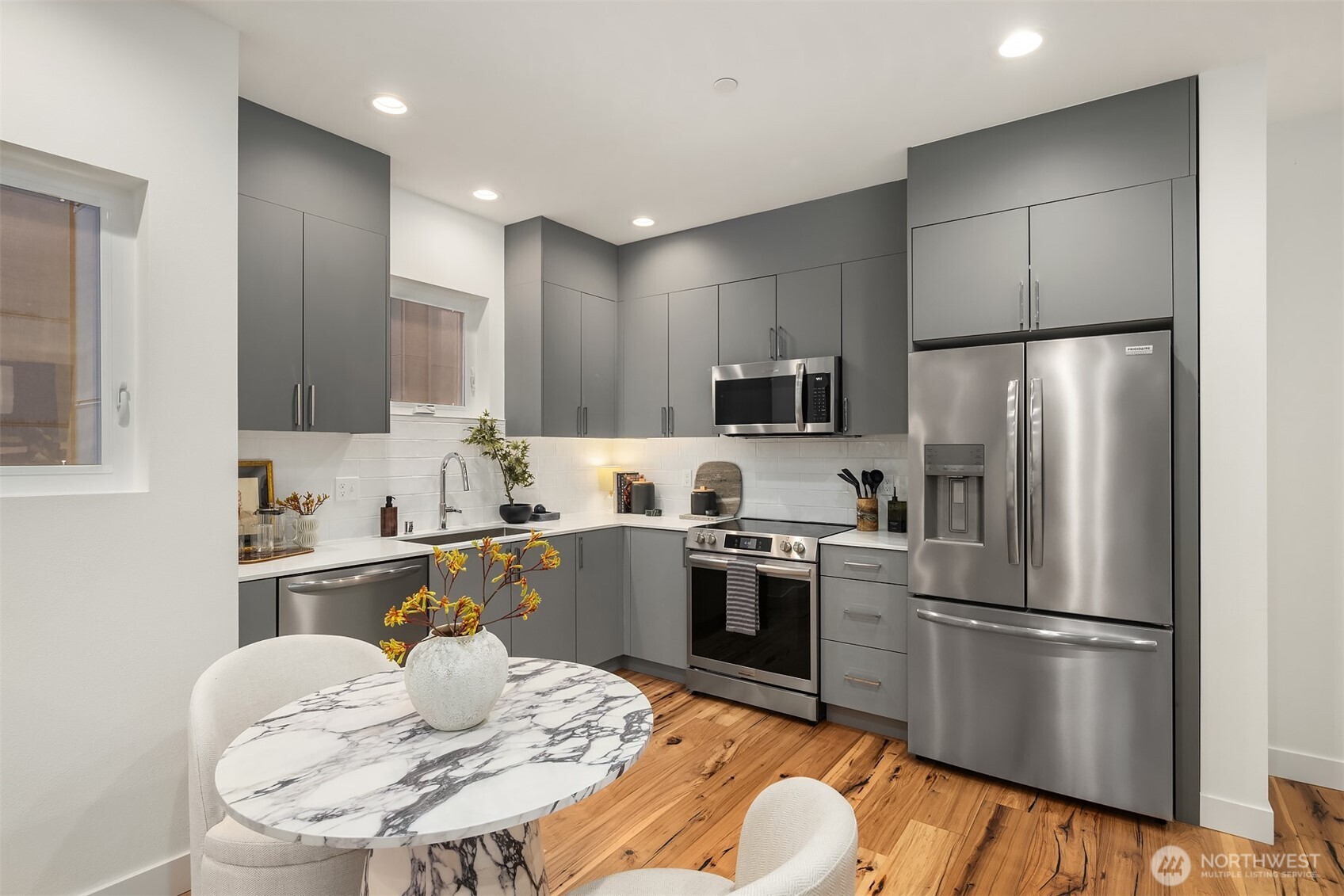 1827 14th Avenue Unit: B