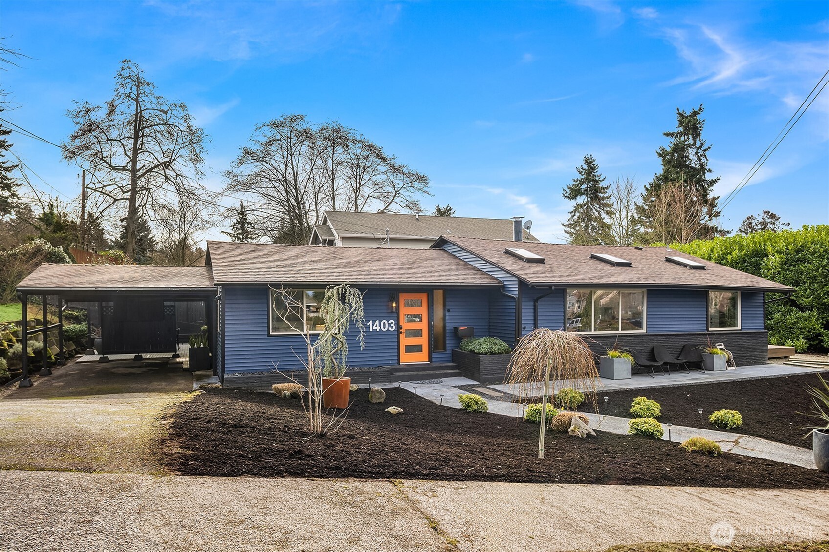 1403 SW Thistle Street