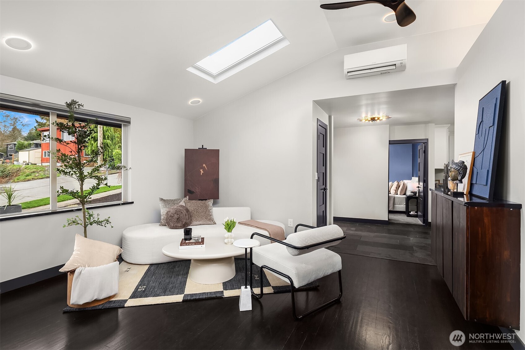 1403 SW Thistle Street