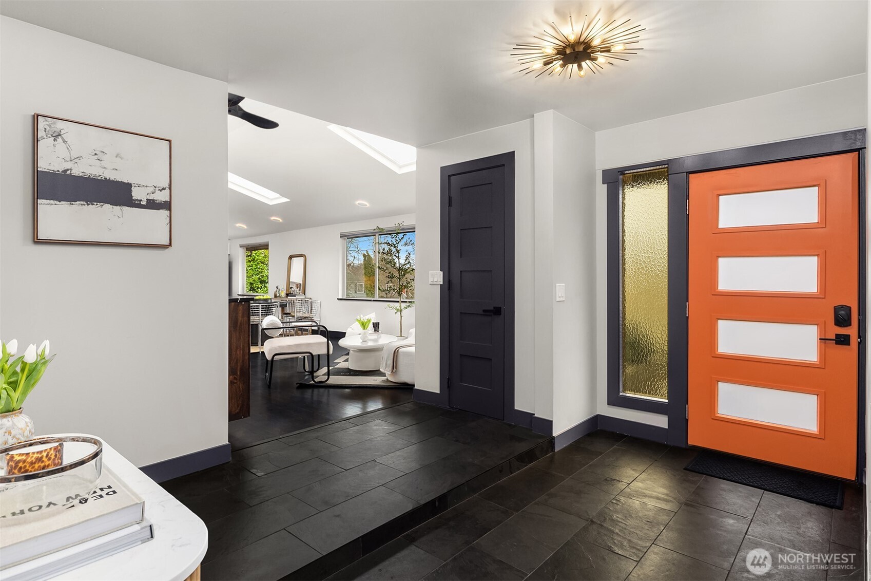 1403 SW Thistle Street