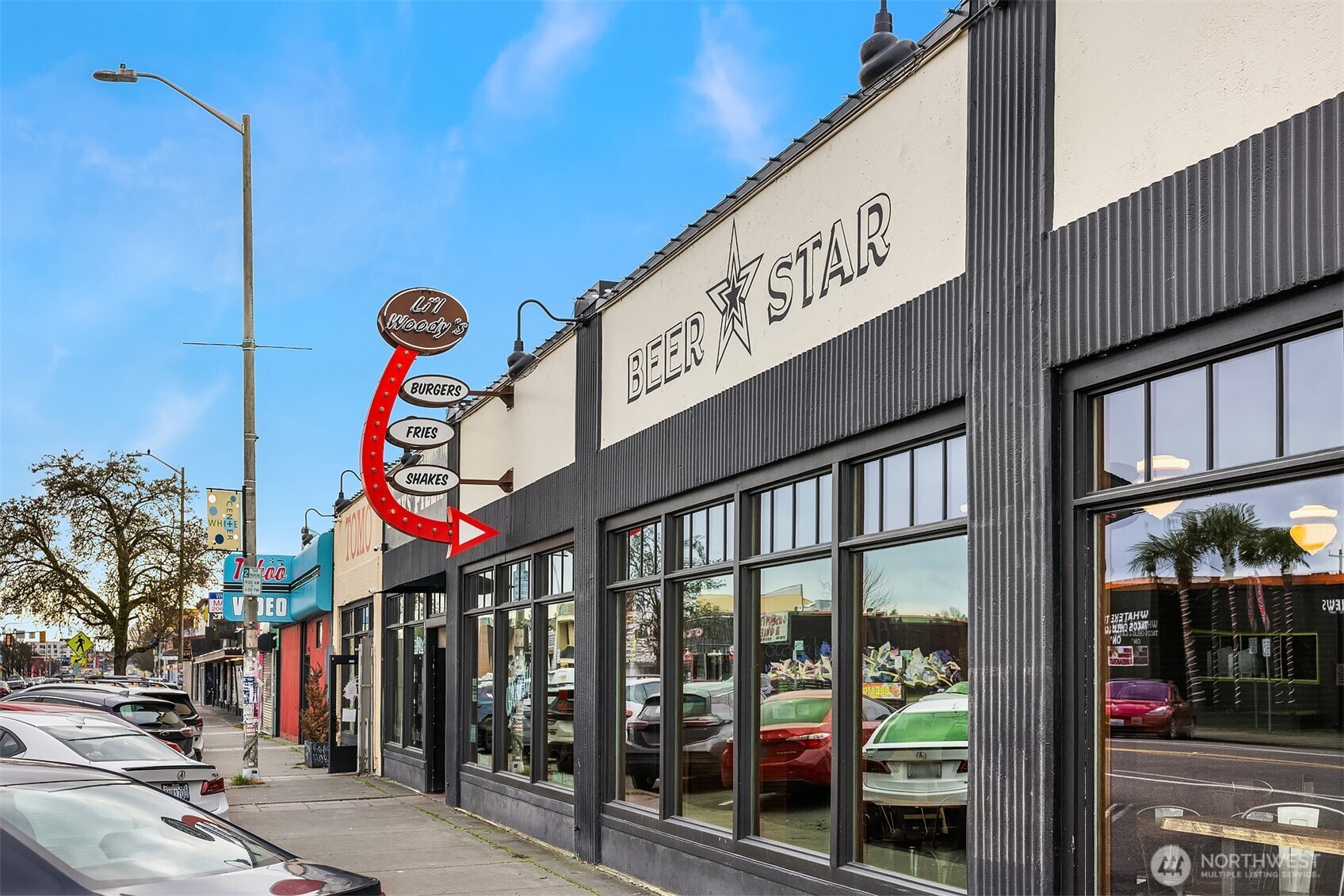 1403 SW Thistle Street