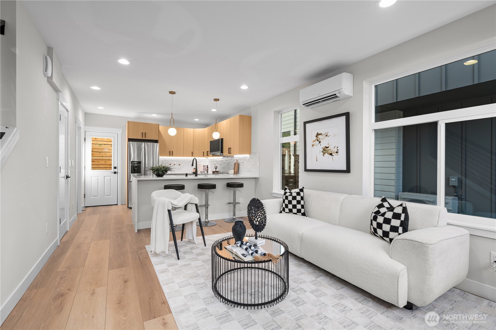 9230 B 22nd Avenue SW Unit: C