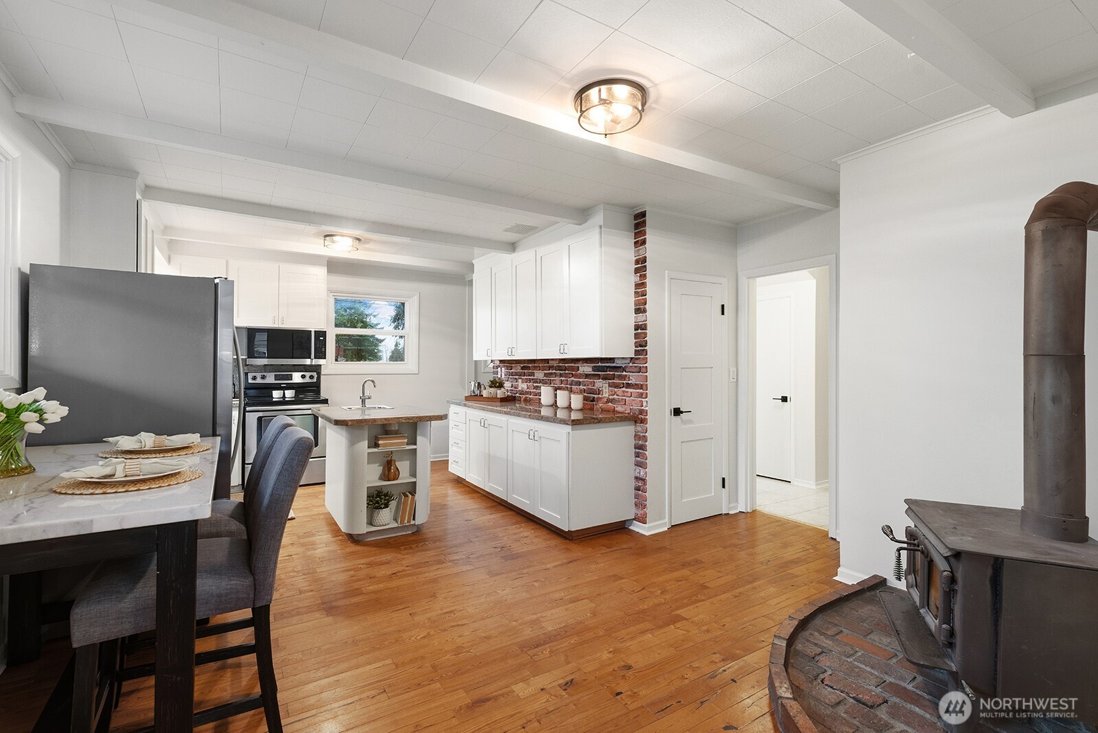 2342 N 137th Street